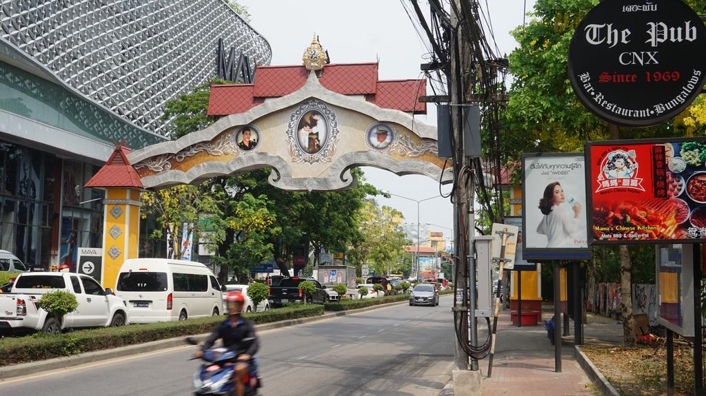 The Pub Guesthouse Chiang Mai Buitenkant foto